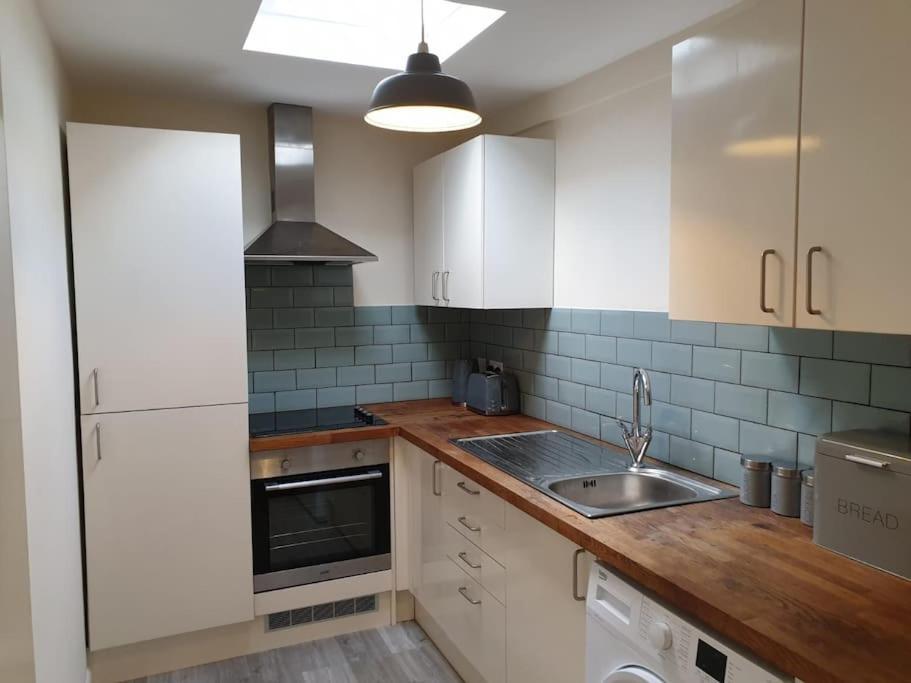 Apartament Two Bed Flat Sea View Old Town Hastings Zewnętrze zdjęcie